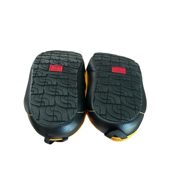 The Northface Men’s Thermoball Traction Mule V slippers Yellow Black Slip-On 11 - Picture 7 of 8